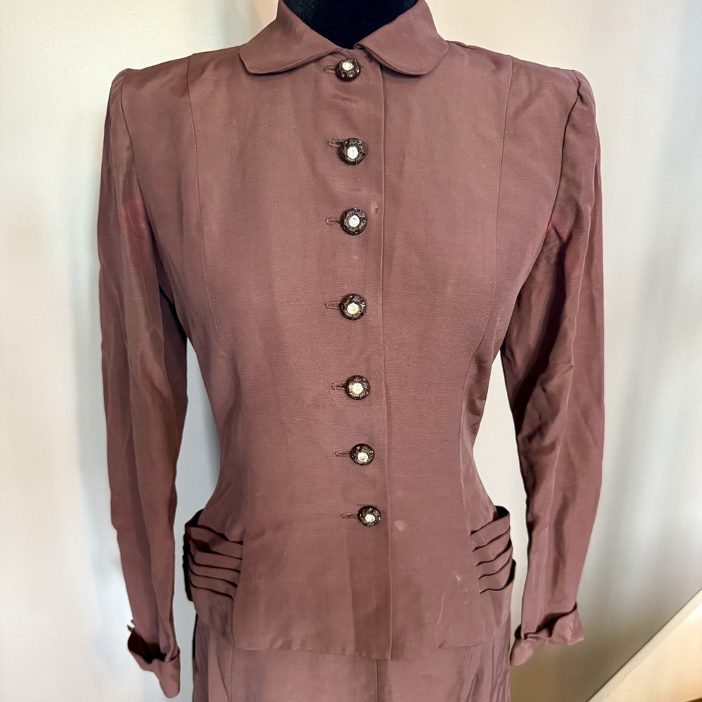 2pc VTG 40s MCM Brown Crepe Suit Rhinestone‎ Button Jacket A-Line Skirt Women S - Picture 2 of 16